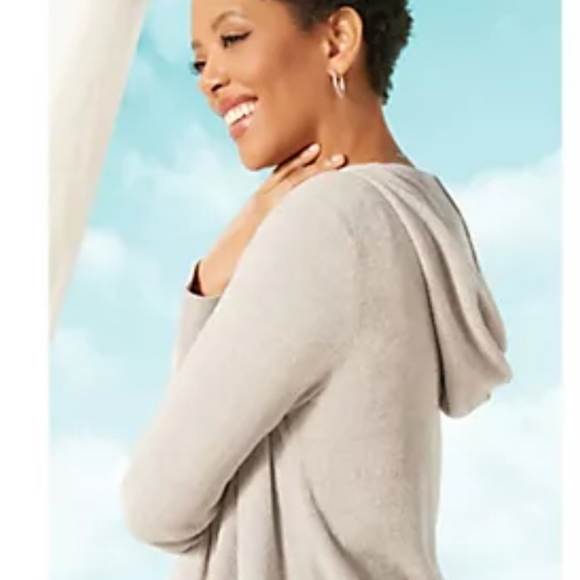 Barefoot Dreams CozyChic Ultra Lite Hooded Seashore Cardigan Cream Medium LARGE - Picture 2 of 9